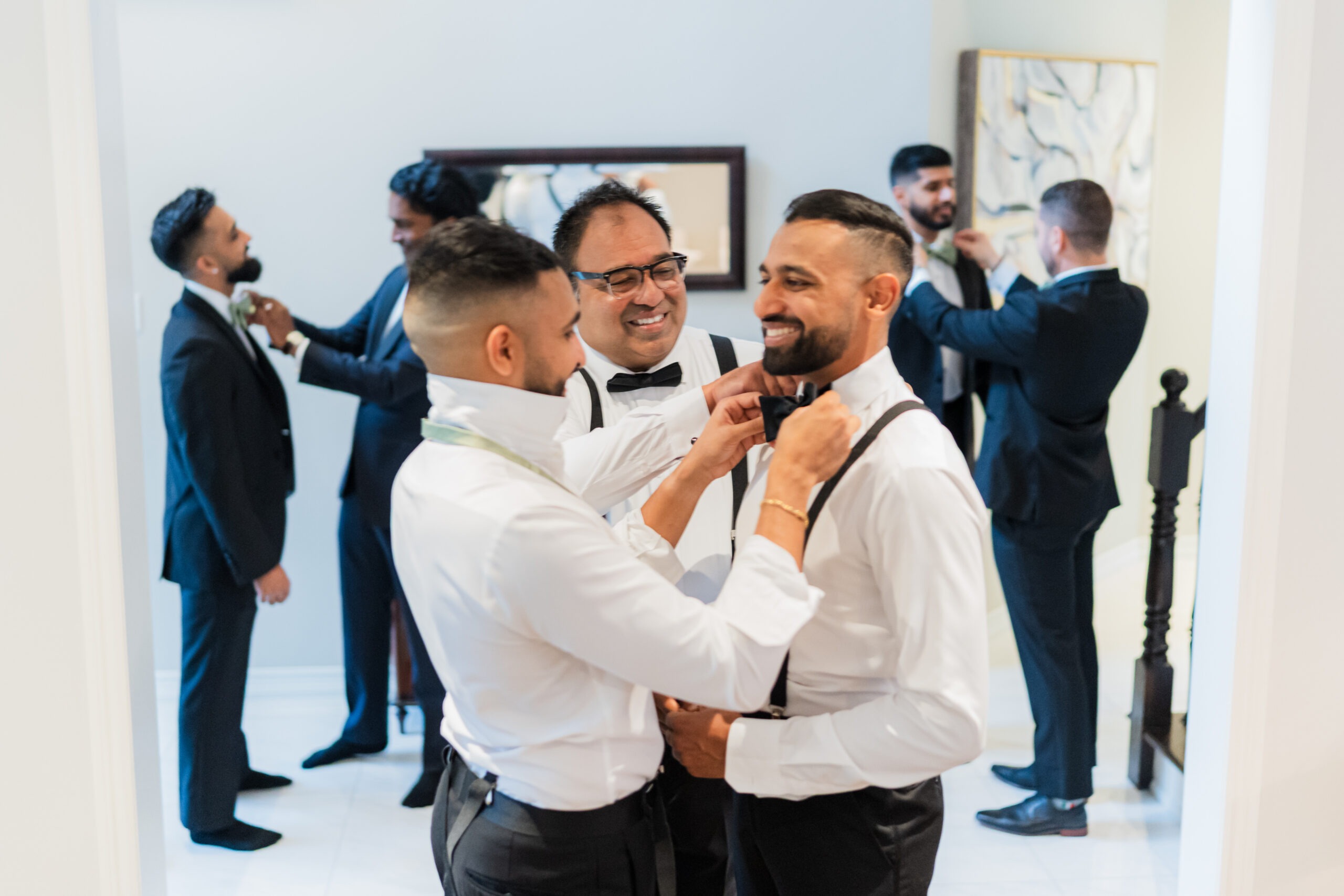 Bridal group poses _ Bridesmaids_Groomsmen_Toronto Wedding